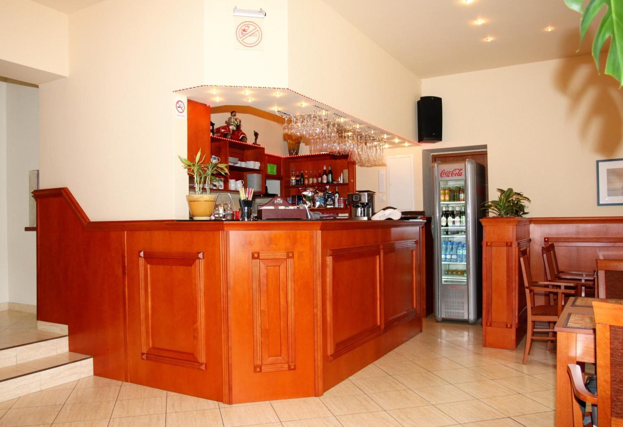 Hotel Korona Słubice Εξωτερικό φωτογραφία