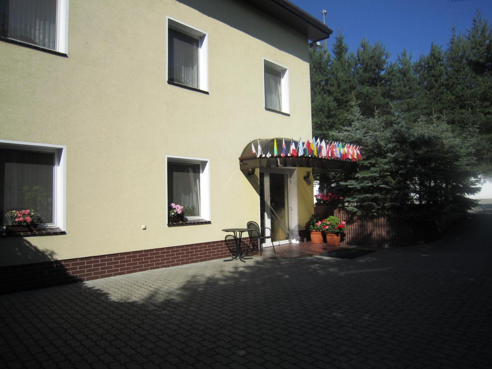 Hotel Korona Słubice Εξωτερικό φωτογραφία